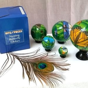 Wooden Nesting Dolls NWT